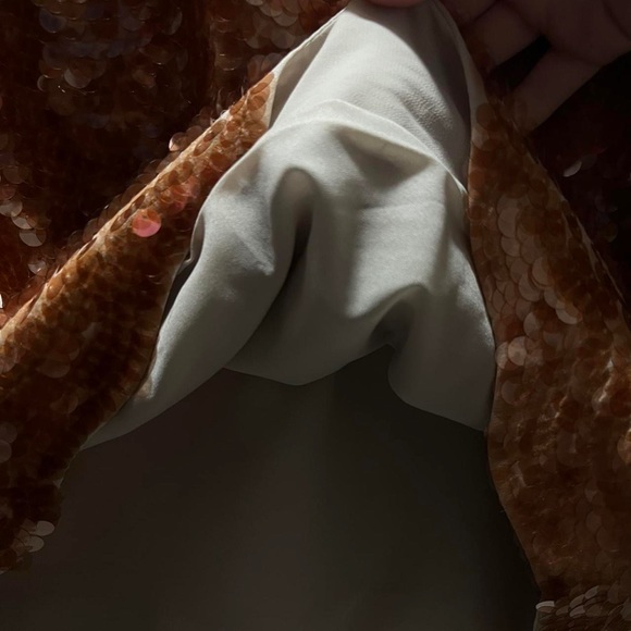 BCBG maxazria mini sequin skirt - Picture 3 of 6